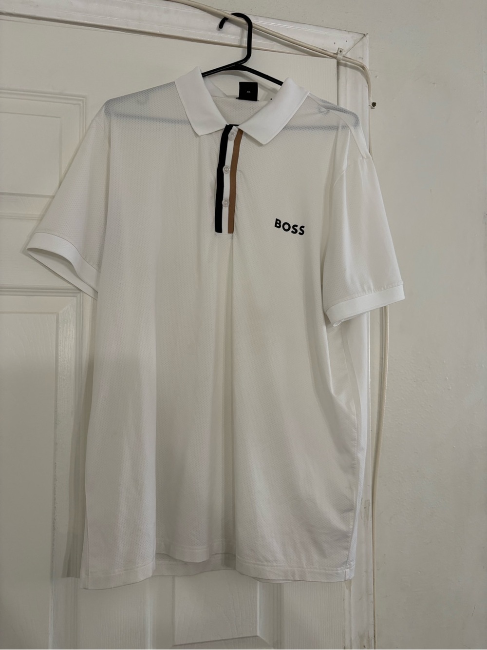 Hugo Boss White Men's Short-Sleeve Polo with Contrast Neck Stripe